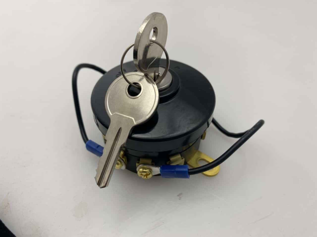 02EBF549-7A30-4150-BBF7-D846B69AEA81